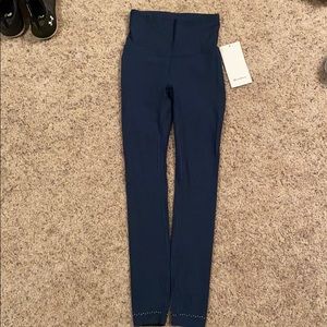 Lululemon zones in tight